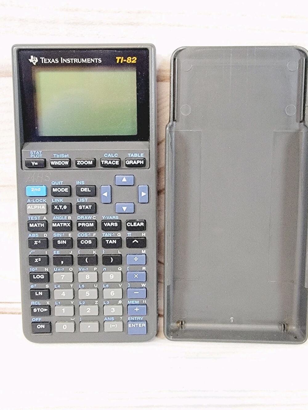 Texas Instrument TI 82 Graphing Calculator With Cover Tested Read